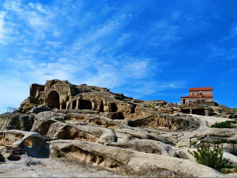 dit georgische dorp is een van de oudste van het land door het oud steen gehouwen