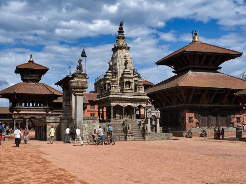Bhaktapur heeft een plein vol met oude bouwwerken uit de oude nepalese tijd.